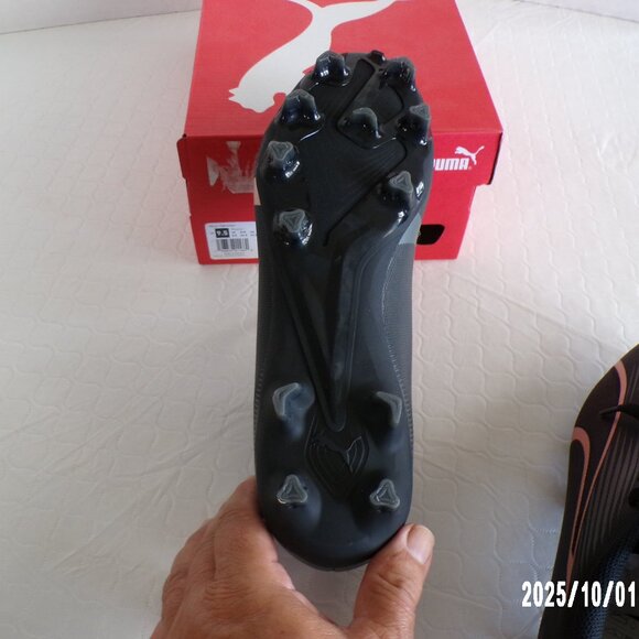 PUMA MEN'S BRAND NEW ULTRA PLAY FIRM GROUND FG BLACK AND ROSE SOCCER CLEATS - Picture 7 of 15